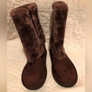 New Michael Kors Kids brown suede for trim winter boots